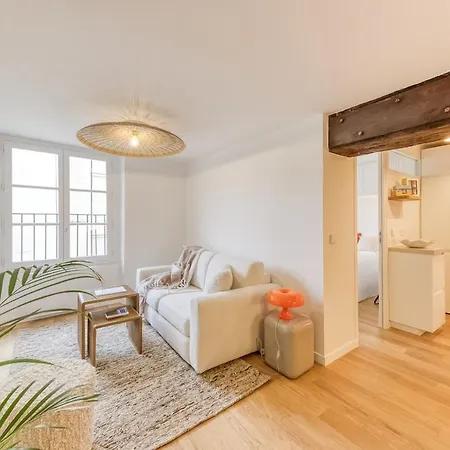 Apartment Luxury Le Marais Paris