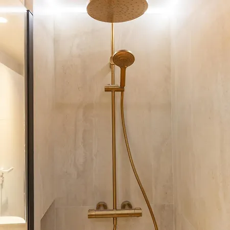Luxury Le Marais Apartment